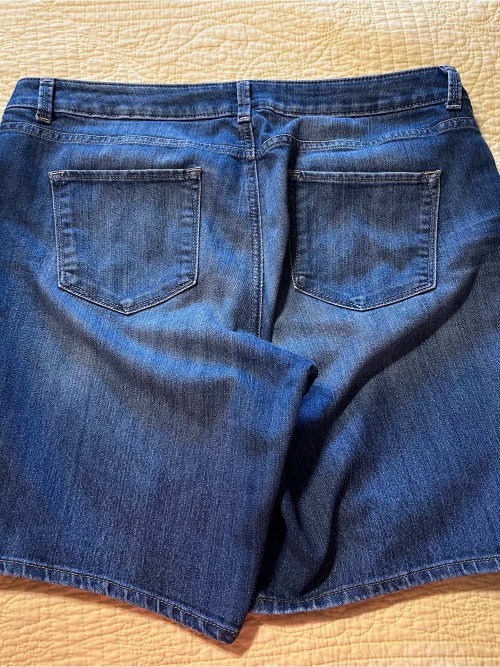 Women’s Sonoma Blue Denim Bermuda Shorts - Picture 2 of 5